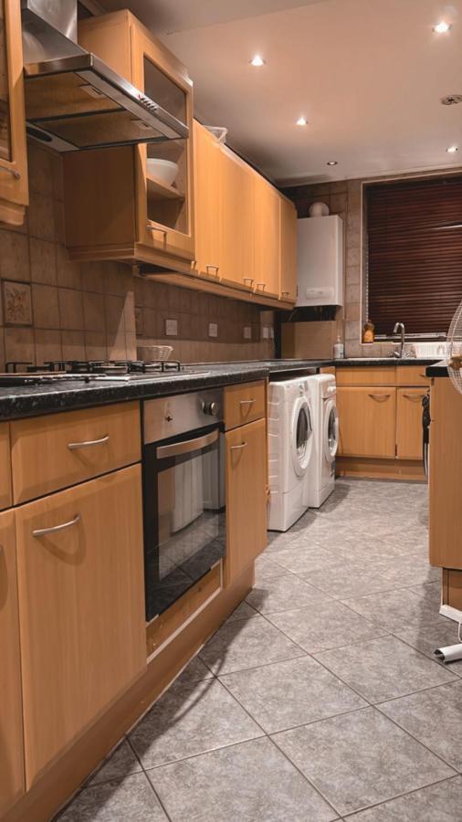 London Property Apartments For Up To 6, Next To Big Ben & London Eye 외부 사진